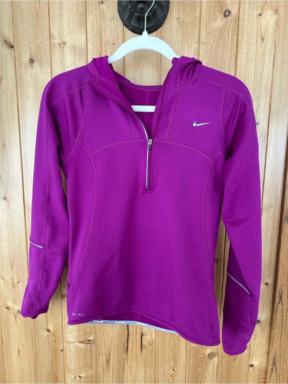 Women’s Nike Dri-Fit Running Hooded Pullover 1/2 Zip Magenta Size XS